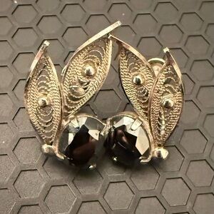 Vintage Sorrento Sterling, Black Stones Filigree Screw Back Earrings. 5.35g